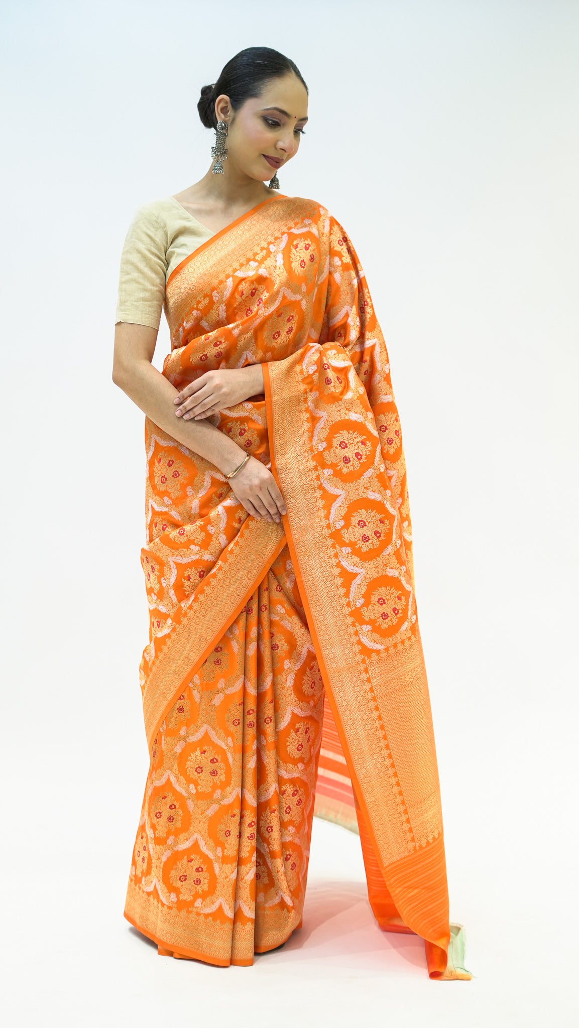 Amber Jaal Bloom Iktara Silk Saree