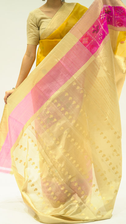 Golden Bloom Contrast Kora Silk Saree