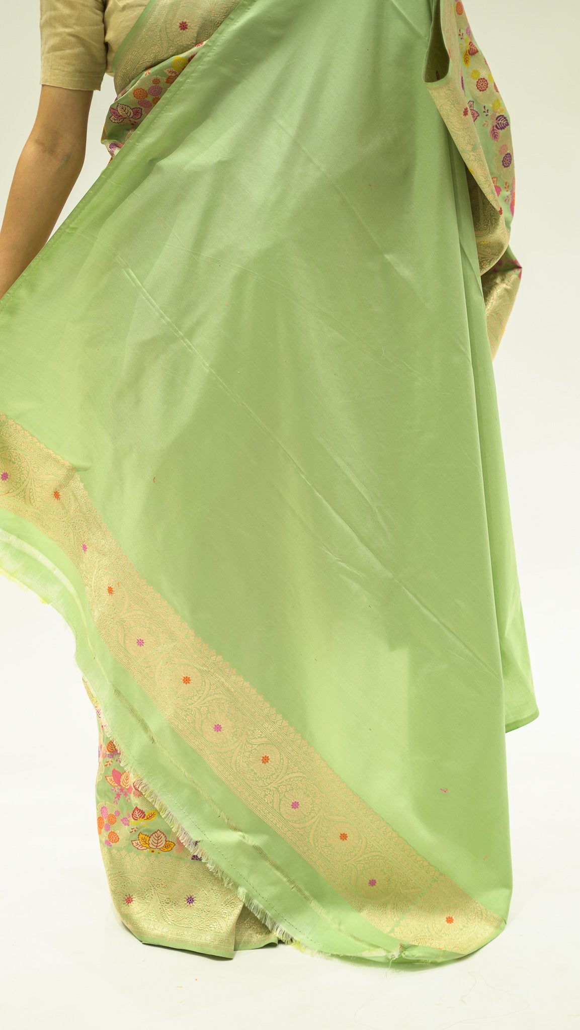 Pista Meadow Meena Iktara Silk Saree