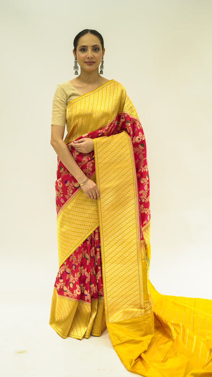 Sunlit Jungla Contrast Iktara Silk Saree