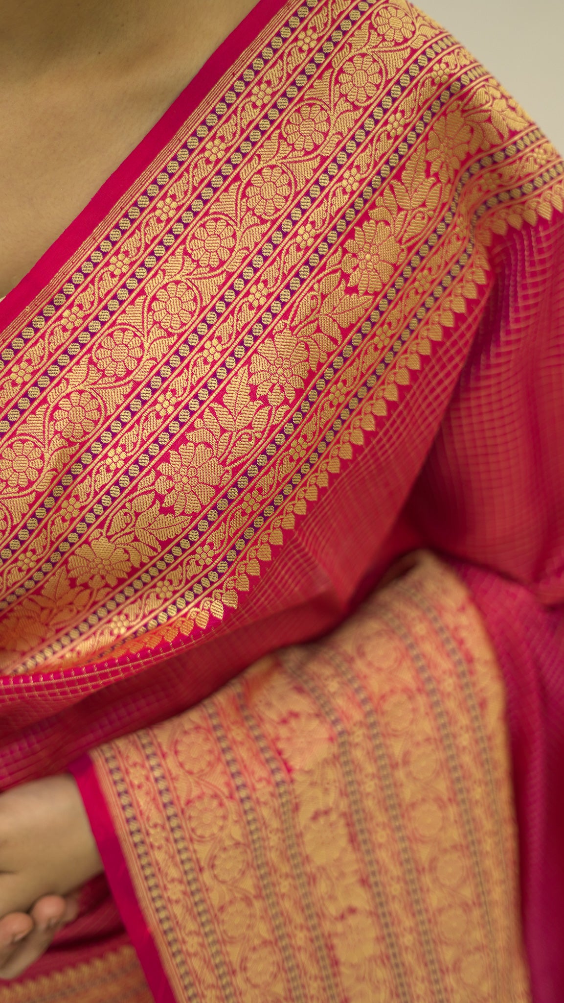 Rani Checkered Contrast Katan Silk Saree