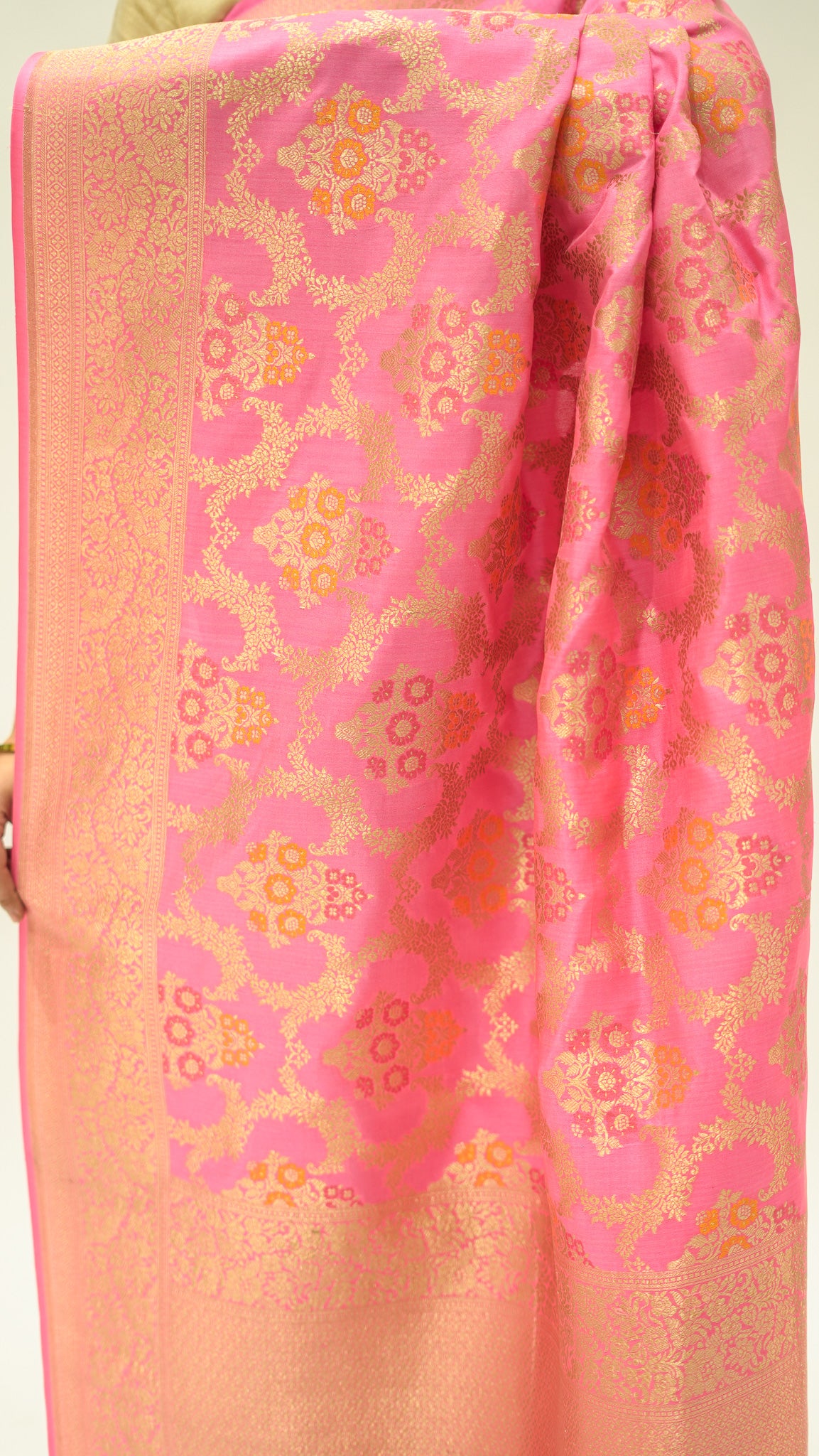 Rose Jaal Elegance Iktara Silk Saree