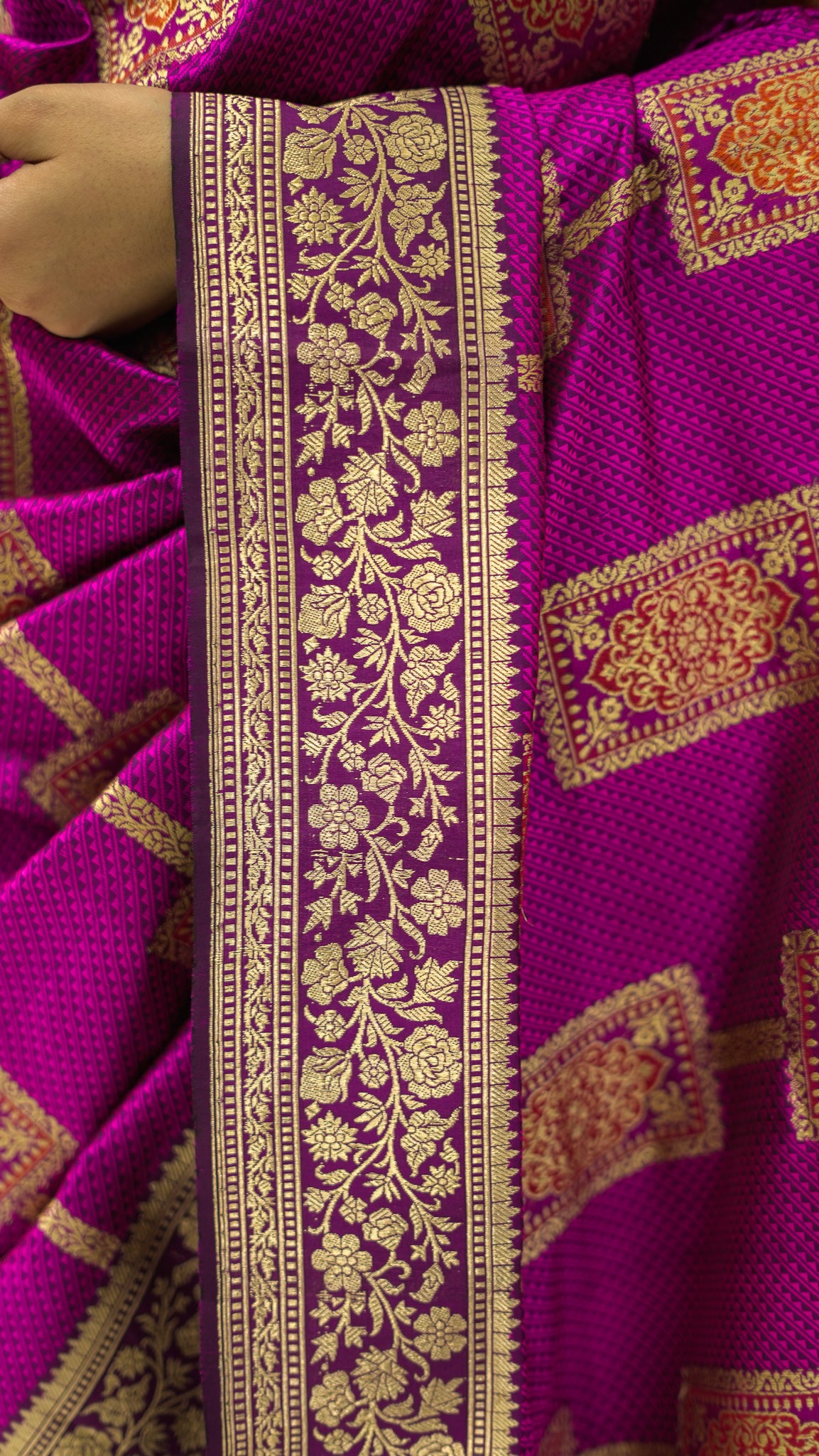 Magenta Tanchoi Grace Katan Silk Saree